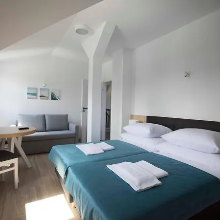 Przy Porcie - Z Aneksami Kuchennymi Aparthotel 3*