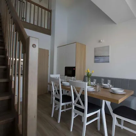 Aparthotel Przy Porcie - Z Aneksami Kuchennymi Ustka