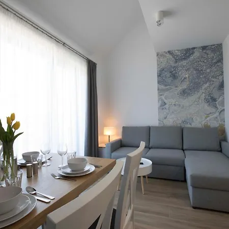 Przy Porcie - Z Aneksami Kuchennymi Aparthotel Ustka