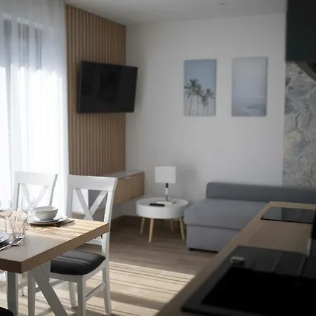 Przy Porcie - Z Aneksami Kuchennymi Aparthotel *