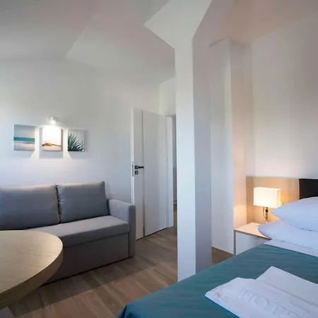 Przy Porcie - Z Aneksami Kuchennymi