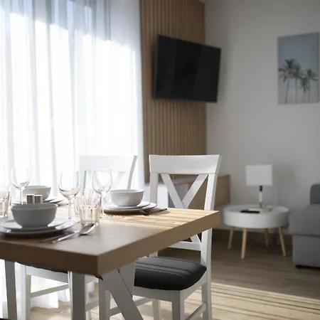 Przy Porcie - Z Aneksami Kuchennymi Aparthotel *