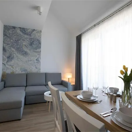 Aparthotel Przy Porcie - Z Aneksami Kuchennymi *