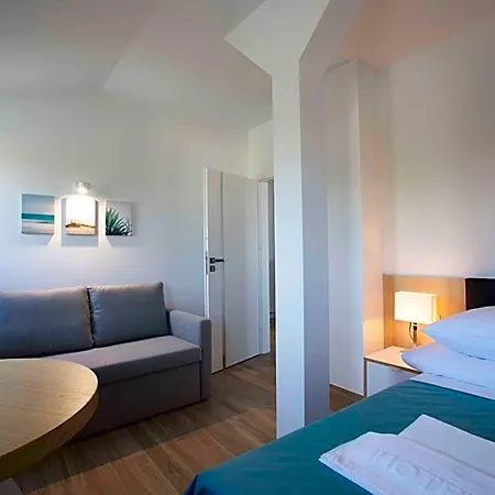 Przy Porcie - Z Aneksami Kuchennymi Apartahotel Ustka