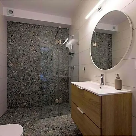 Apartahotel Przy Porcie - Z Aneksami Kuchennymi 3*