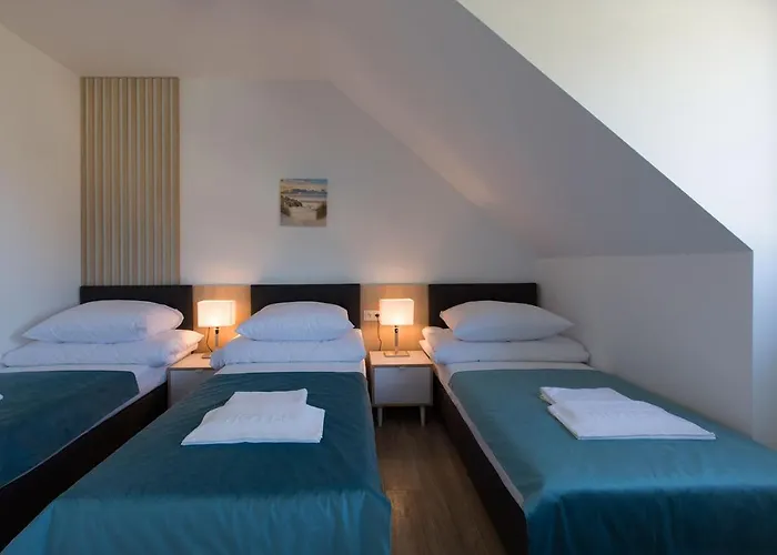 Przy Porcie - Z Aneksami Kuchennymi 乌斯特卡