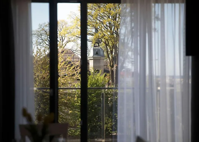 公寓式酒店 Przy Porcie - Z Aneksami Kuchennymi 乌斯特卡