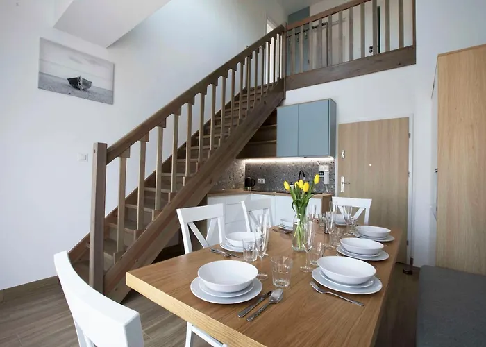 公寓式酒店 Przy Porcie - Z Aneksami Kuchennymi 乌斯特卡